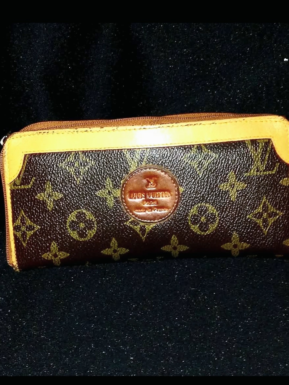 Louis Vuitton Monogram Zip Wallet in Brown & Tan